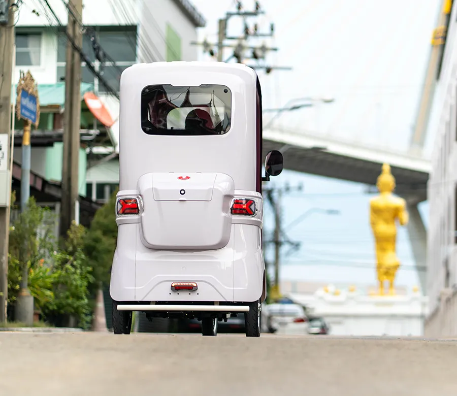 พื้นที่เก็บของรอบคัน All-Around Storage